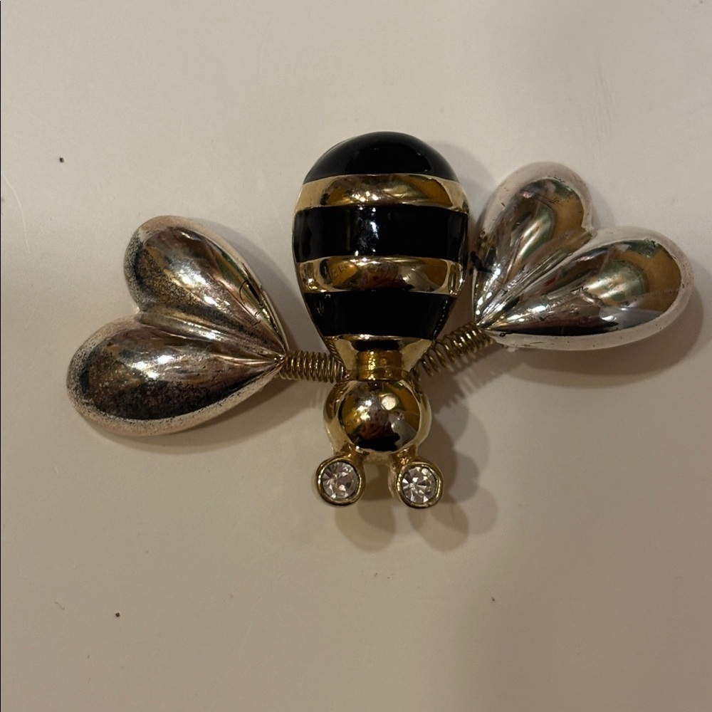 BEE BROOCH GOLD BLACK ENAMEL AND SILVER WINGS…WINGS ON SPRINGS THEY MOVE